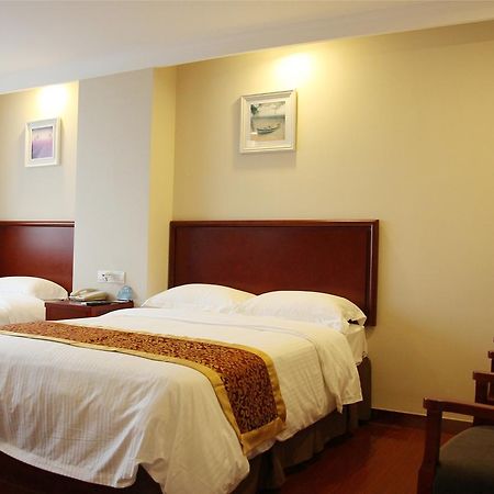 Greentree Inn Shandong Qingdao Development District Sdust Express Hotel Exterior photo