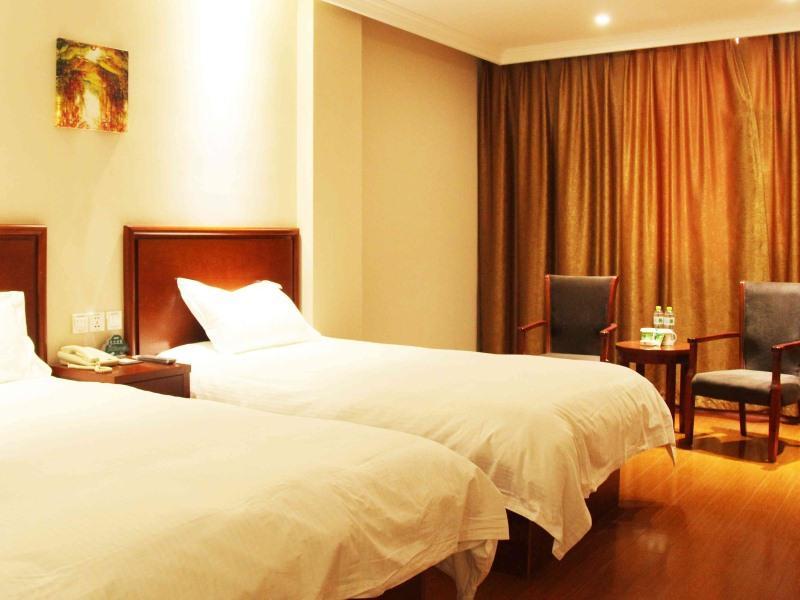 Greentree Inn Shandong Qingdao Development District Sdust Express Hotel Exterior photo