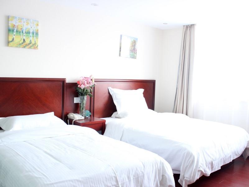 Greentree Inn Shandong Qingdao Development District Sdust Express Hotel Exterior photo
