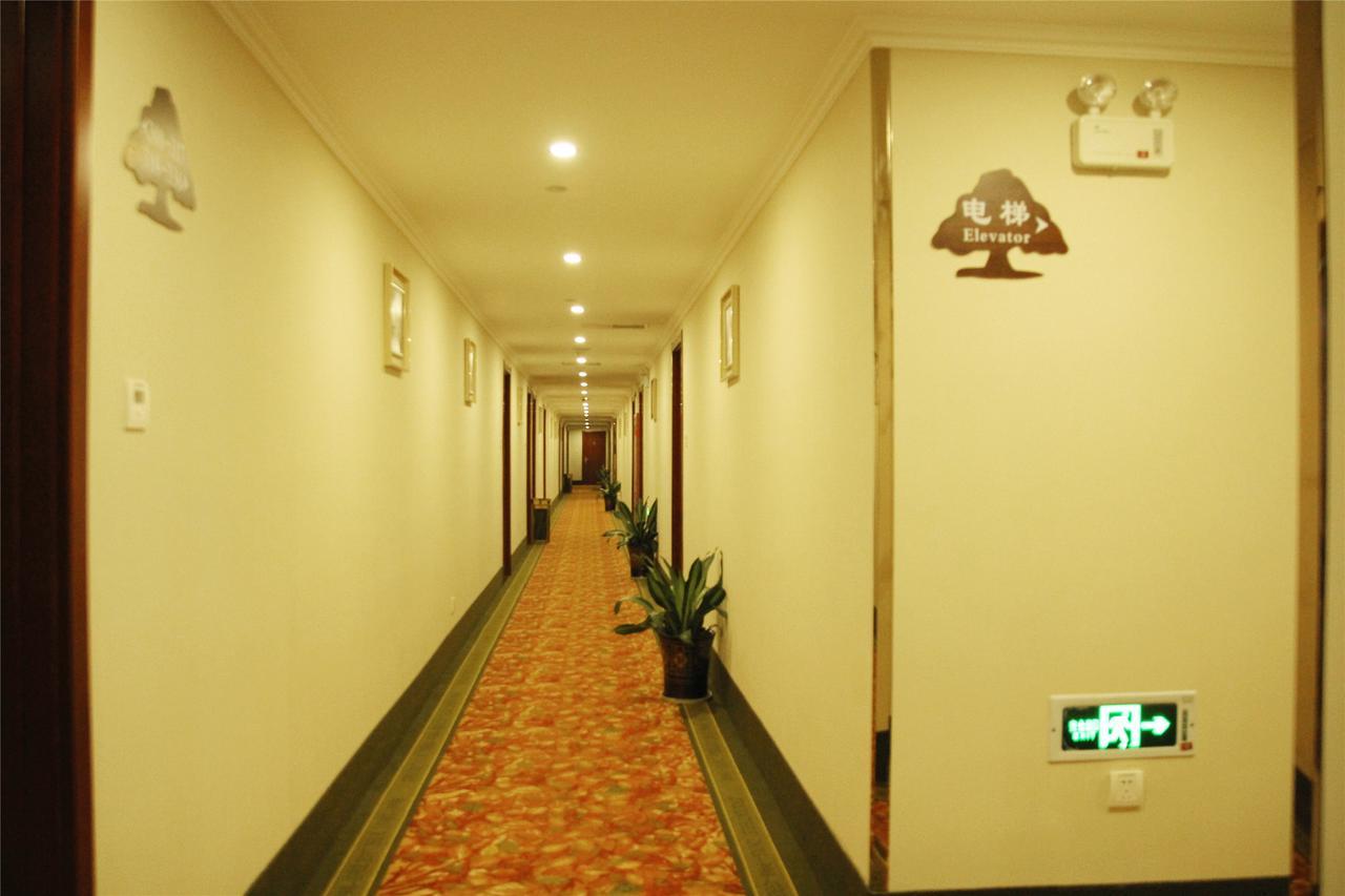 Greentree Inn Shandong Qingdao Development District Sdust Express Hotel Exterior photo