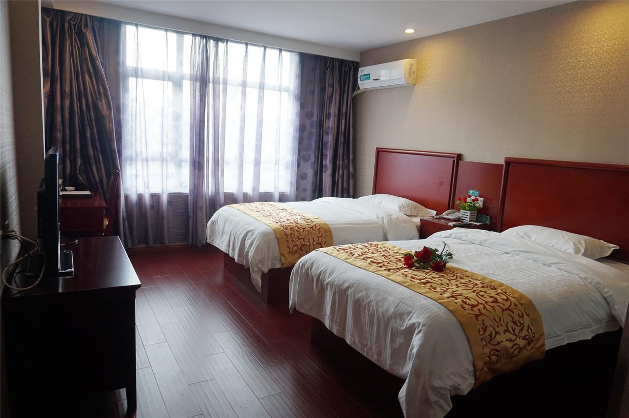 Greentree Inn Shandong Qingdao Development District Sdust Express Hotel Exterior photo