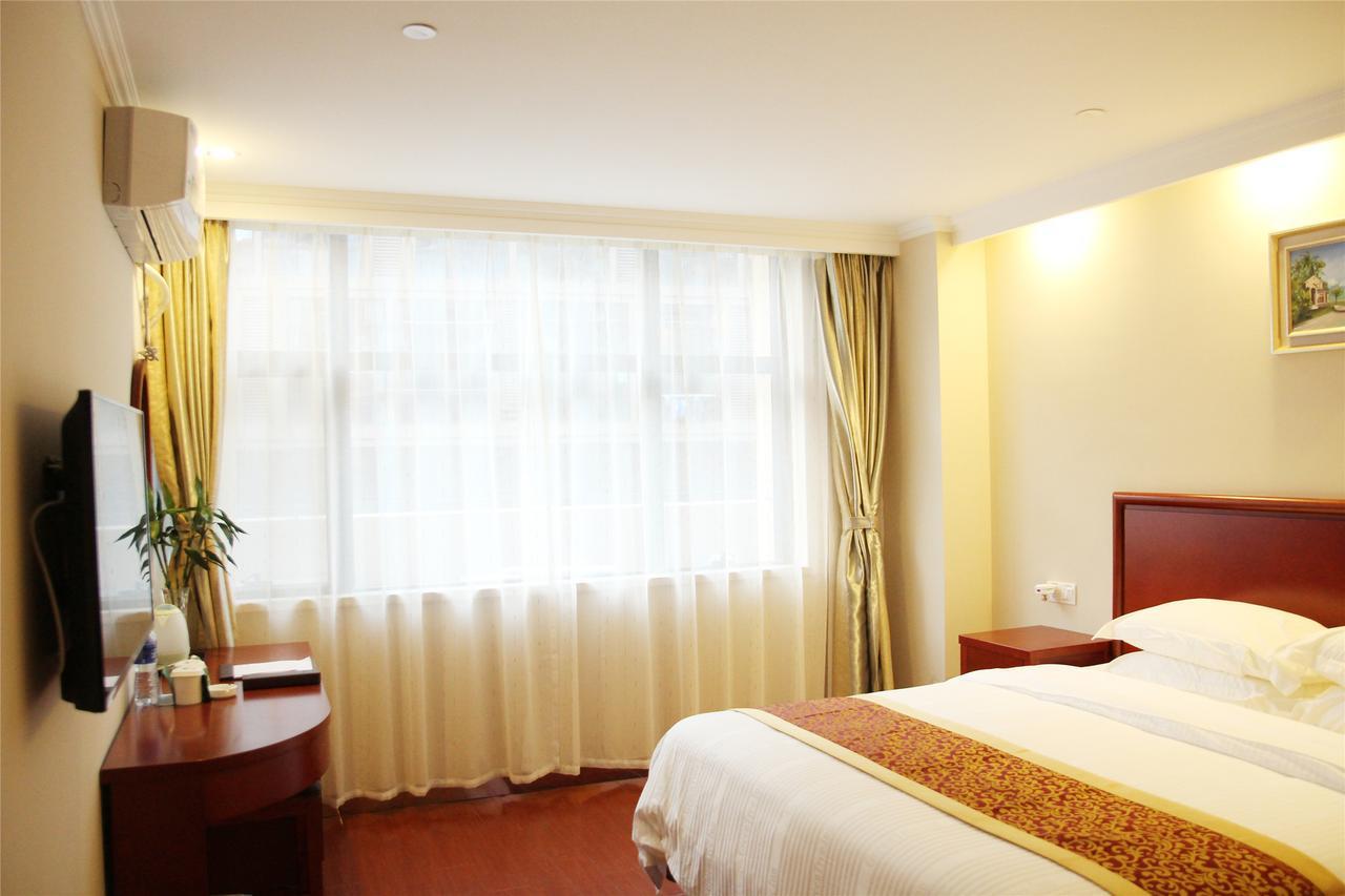 Greentree Inn Shandong Qingdao Development District Sdust Express Hotel Exterior photo
