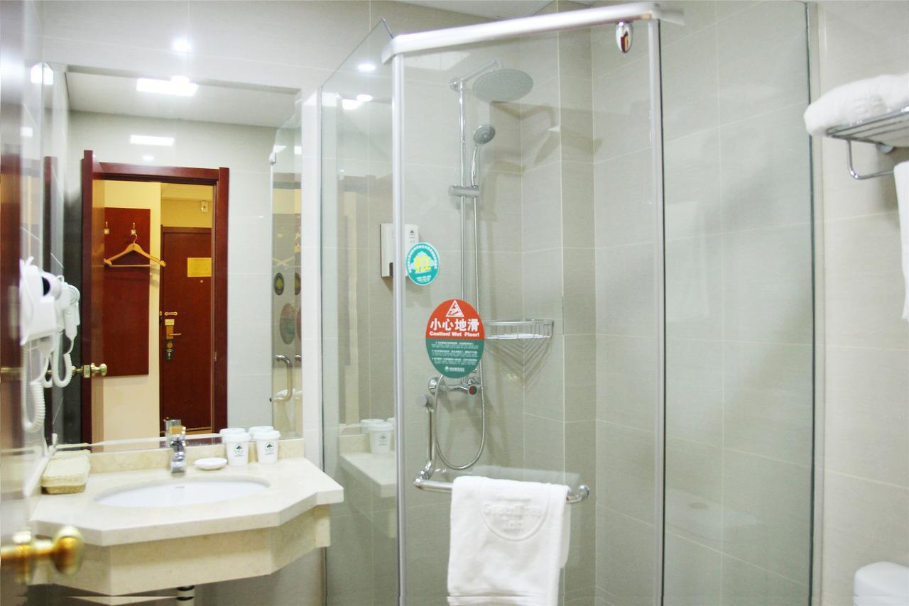 Greentree Inn Shandong Qingdao Development District Sdust Express Hotel Exterior photo
